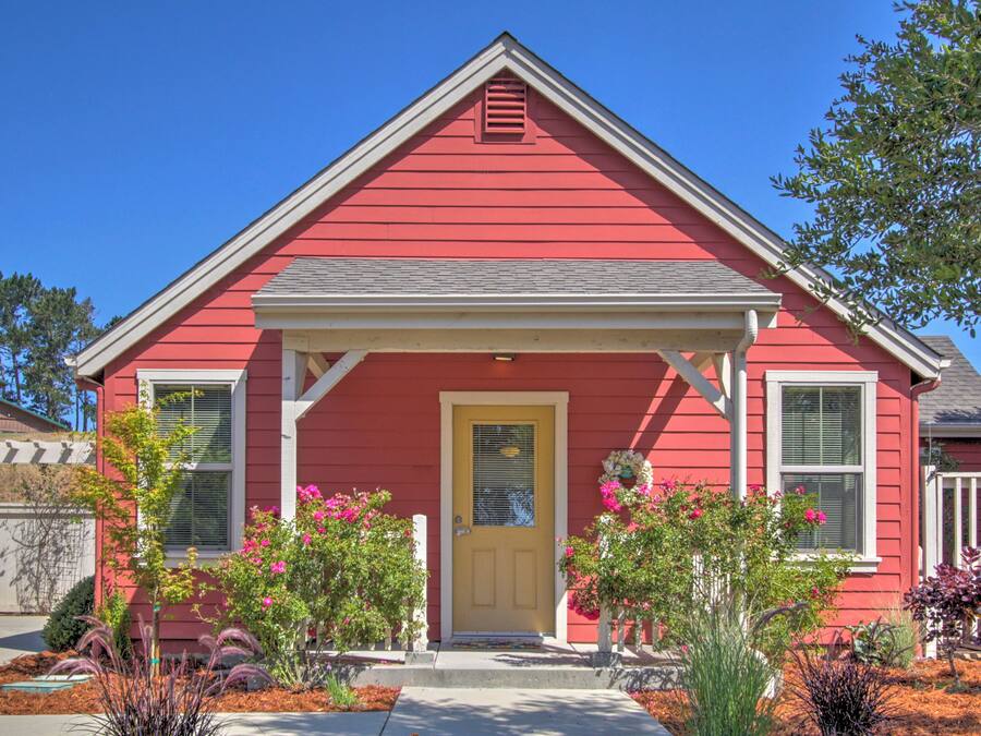 House (2 Bedrooms) | Front of property