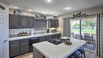 Rumah (4 Bedrooms) | Interior