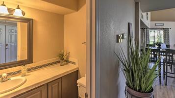 Rumah (4 Bedrooms) | Interior