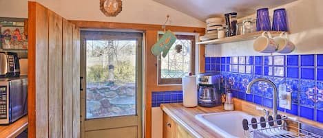 Apartment (0 Bedroom) | Interior