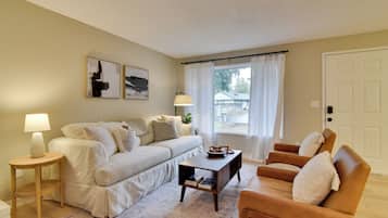 House (2 Bedrooms) | Bahagian dalam