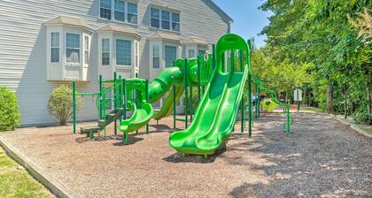 Elkridge Townhome ~ 15 Mi to Dtwn Baltimore!