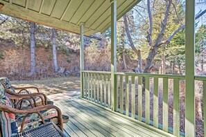 Interior - Mountain Escape - 7 Miles to Mission Ridge Resort! (Wenatchee)