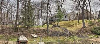 Cozy Balsam Lake Home: Deck, Private Dock + Kayaks