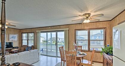 Pet-friendly Second Row House Steps to Beach!