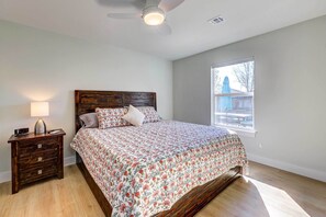 House (3 Bedrooms) | Interior