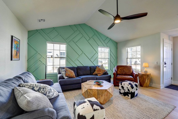 House (3 Bedrooms) | Interior