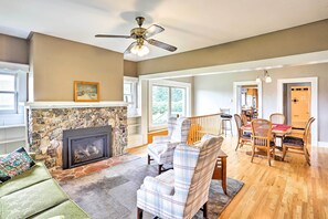 House (4 Bedrooms) | Interior - Walk to Downtown: Custer Retreat w/ Fire Pit! (Custer)