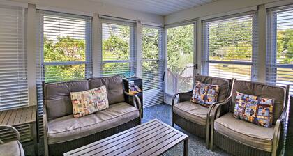 Wells Beach Cottage w/ Pool Access ~ 1 Mi to Coast