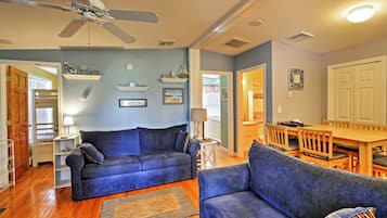 Cottage (2 Bedrooms) | Interior