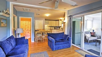 Cottage (2 Bedrooms) | Interior