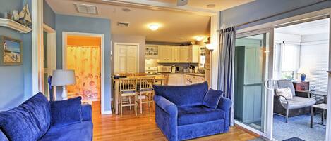 Cottage (2 Bedrooms) | Interior