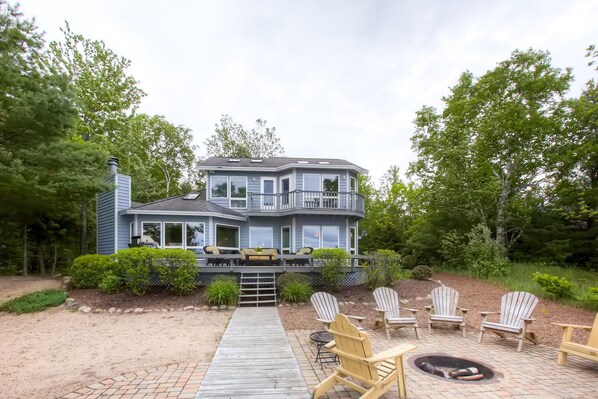 Terrace/patio - Lavish Charlevoix Home on Lake Michigan, Fire Pit (Charlevoix)
