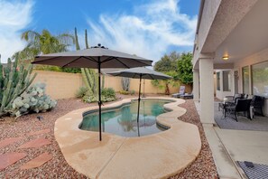 House (3 Bedrooms) | Interior - Pool, Fenced Yard: El Mirage 'sunshine House' (El Mirage)