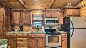 House (1 Bedroom) | Interior