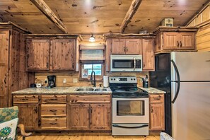 House (1 Bedroom) | Interior