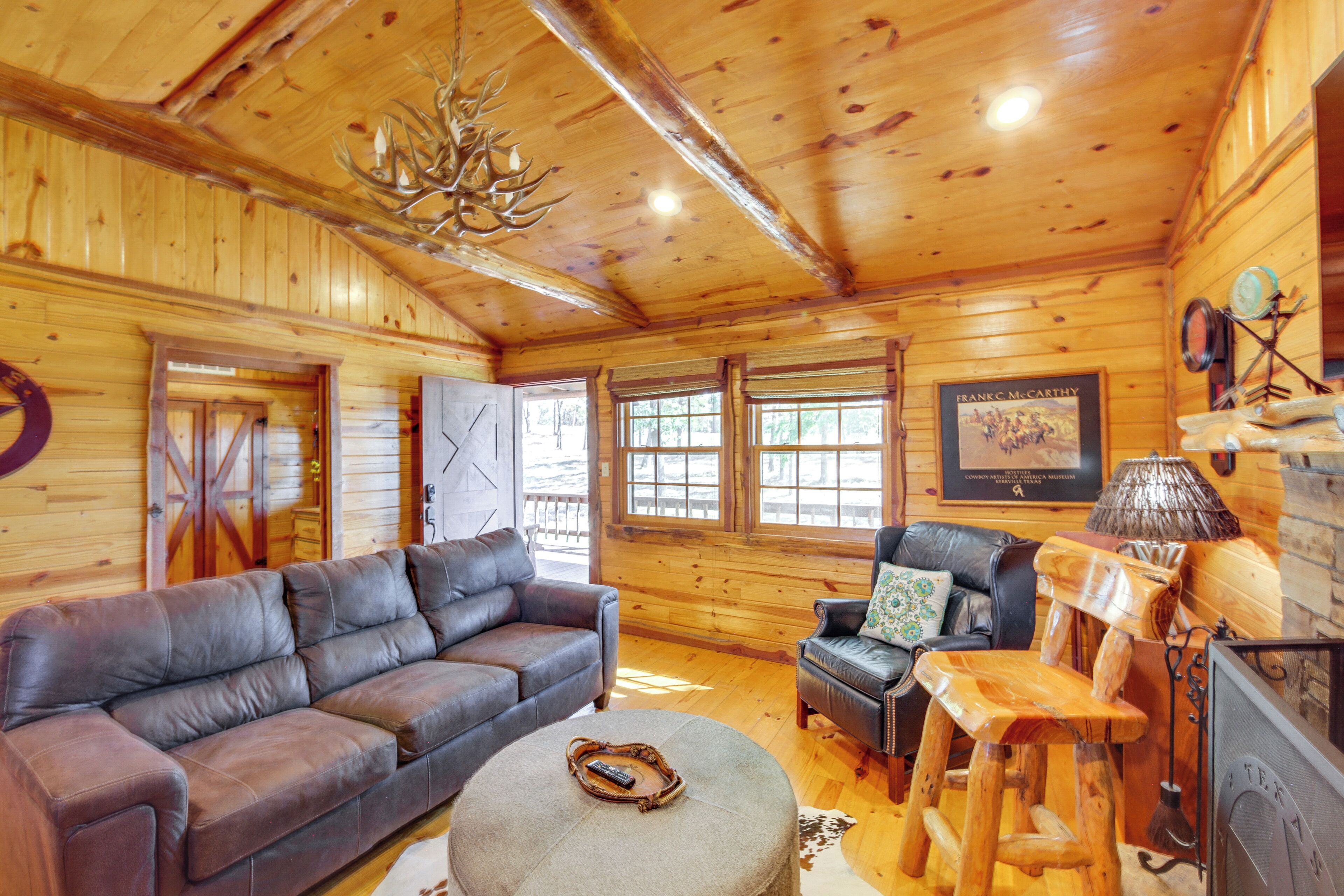 House (1 Bedroom) | Interior