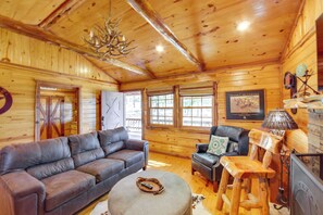 House (1 Bedroom) | Interior