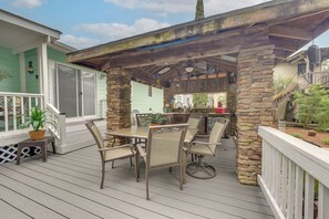 Apartment (0 Bedroom) | Interior - 1 Mi to Ocean Isle Beach! Studio w/ Outdoor Oasis (Ocean Isle Beach)