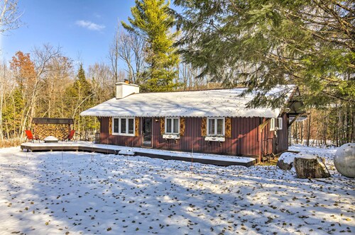 Deck + Fire Pit: Family Cabin in Bessemer