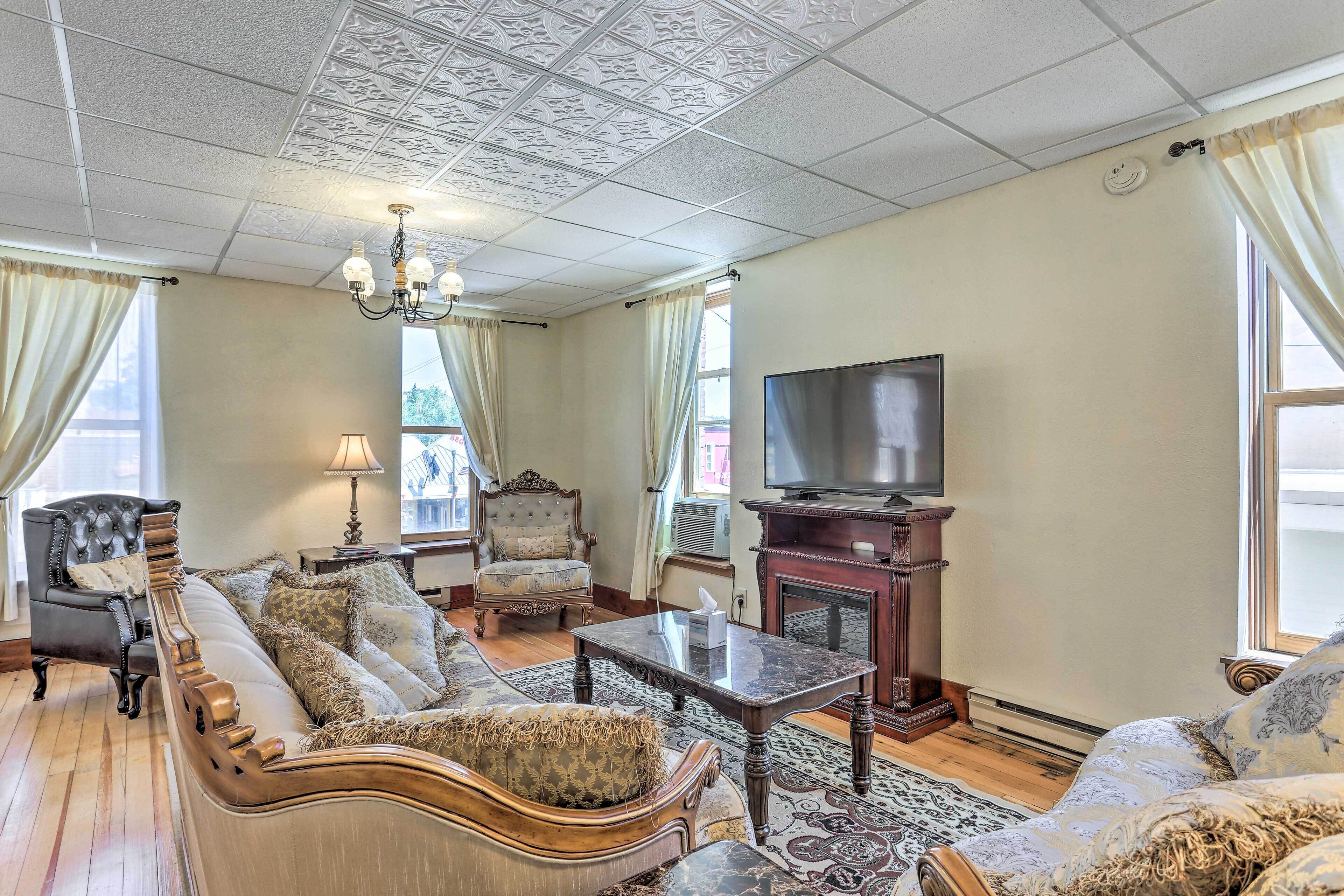 Apartment (3 Bedrooms) | Front of property