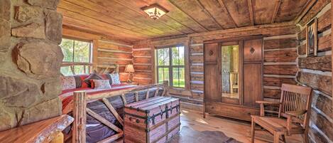 House (1 Bedroom) | Interior