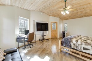 House (4 Bedrooms) | Interior - Hot Tub: 'ponderosa Paradise' Overgaard Cabin (Overgaard)