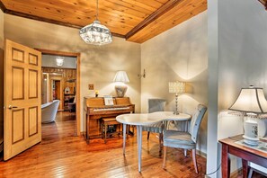 Casa (5 Bedrooms) | Parte interna