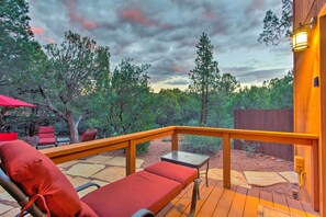 Apartment (1 Bedroom) | Interior - Romantic Sedona Suite w/ Patio < 1 Mi to Trails (Sedona)