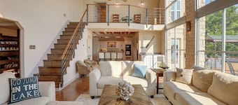 Waterfront Granbury House w/ Deck & Private Dock!