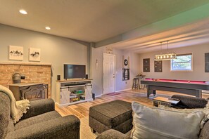 House (3 Bedrooms) | Interior - Hot Tub, Fire Pit & Resort Perks: Tobyhanna Home! (Tobyhanna)