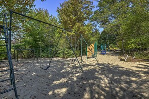 House (3 Bedrooms) | Interior - Hot Tub, Fire Pit & Resort Perks: Tobyhanna Home! (Tobyhanna)