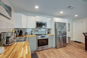 House (2 Bedrooms) | Interior - Lake Conroe Vacation Rental 1/2 Mi to Boat Launch! (Willis)