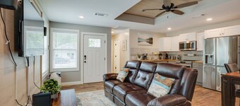 Lake Conroe Vacation Rental 1/2 Mi to Boat Launch!