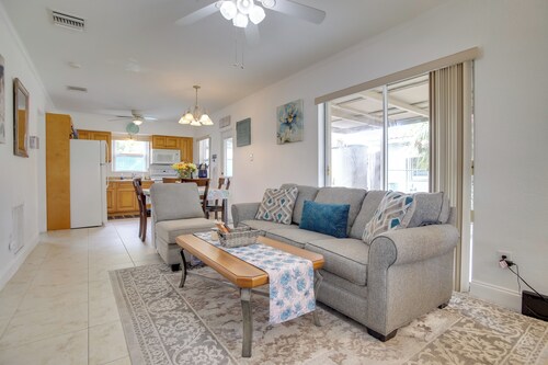 2 Mi to Boardwalk: Home w/ Grill in Dania Beach!