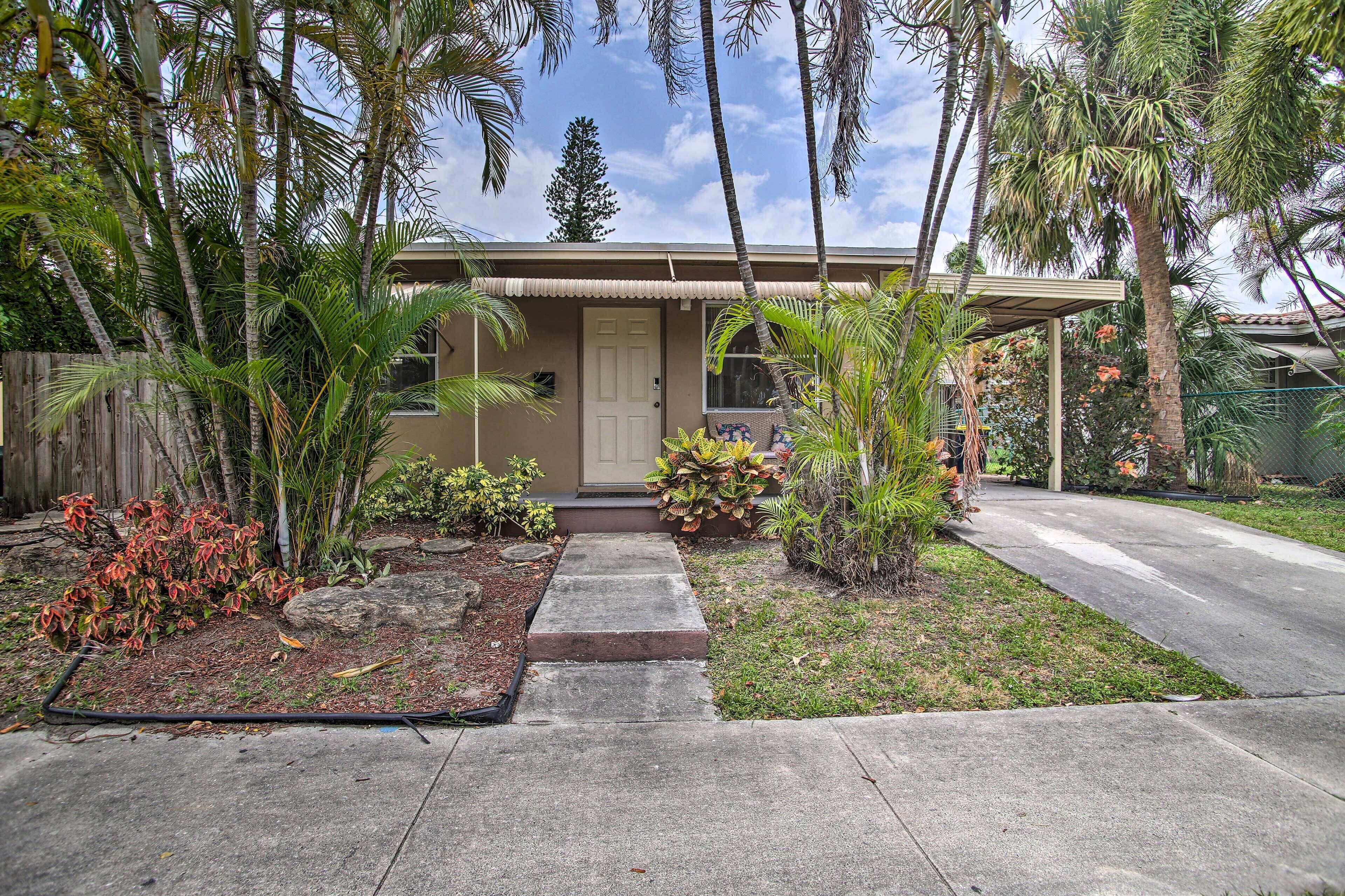 House (2 Bedrooms) | Exterior