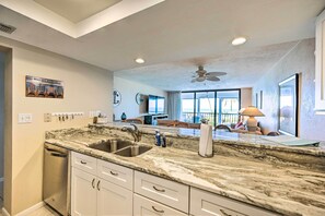 Interior - Oceanfront Bonita Springs Condo w/ Pool Access! (Bonita Springs)