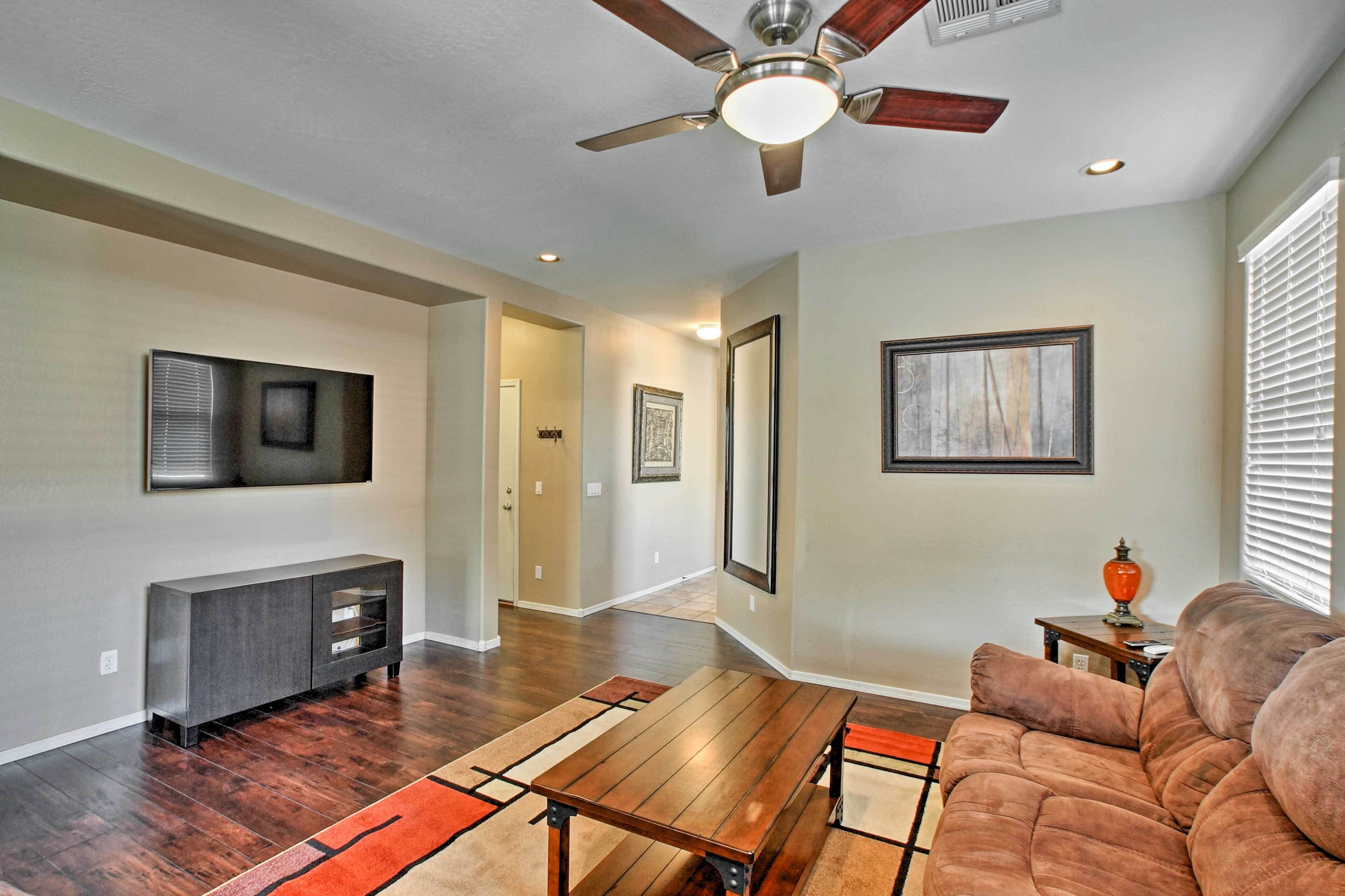 House (2 Bedrooms) | Interior