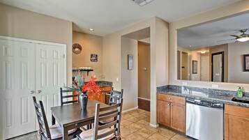 House (2 Bedrooms) | Interior