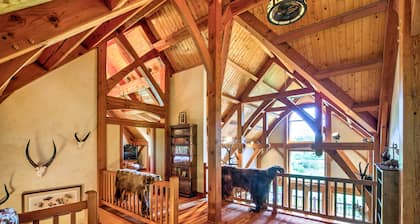 Stunning Silesia Home, Horse Boarding + River View
