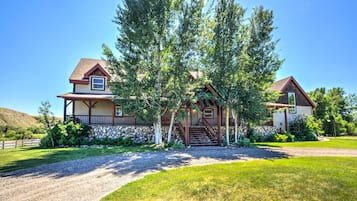 House (Multiple Bedrooms) | Interior