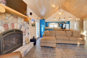 Talo (3 Bedrooms) | Sisätilat