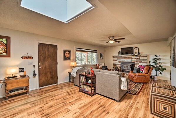 Cottage (2 Bedrooms) | Interior - Bike, Hike & Unwind: Tranquil Payson Getaway! (Payson)