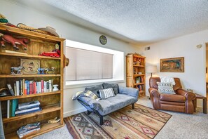 Cottage (2 Bedrooms) | Interior