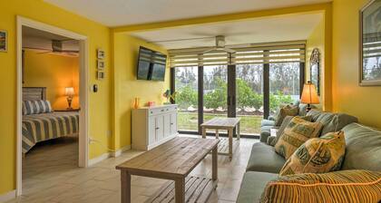 Cheery Condo With Pool Access: 3 Miles to Beach!