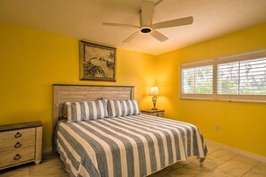 Apartment (2 Bedrooms) | Interior - Cheery Condo With Pool Access: 3 Miles to Beach! (Fort Myers)