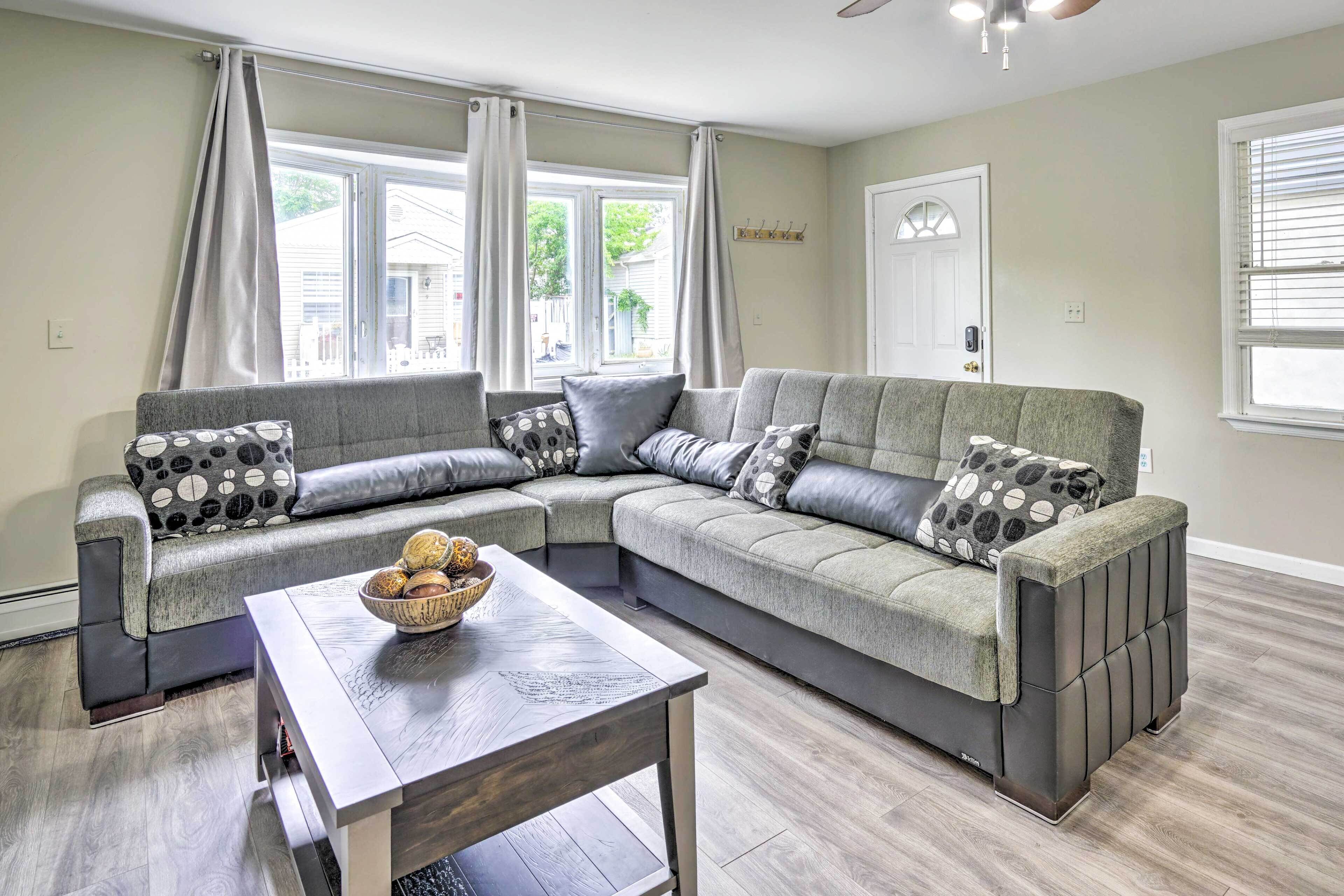 House (2 Bedrooms) | Interior