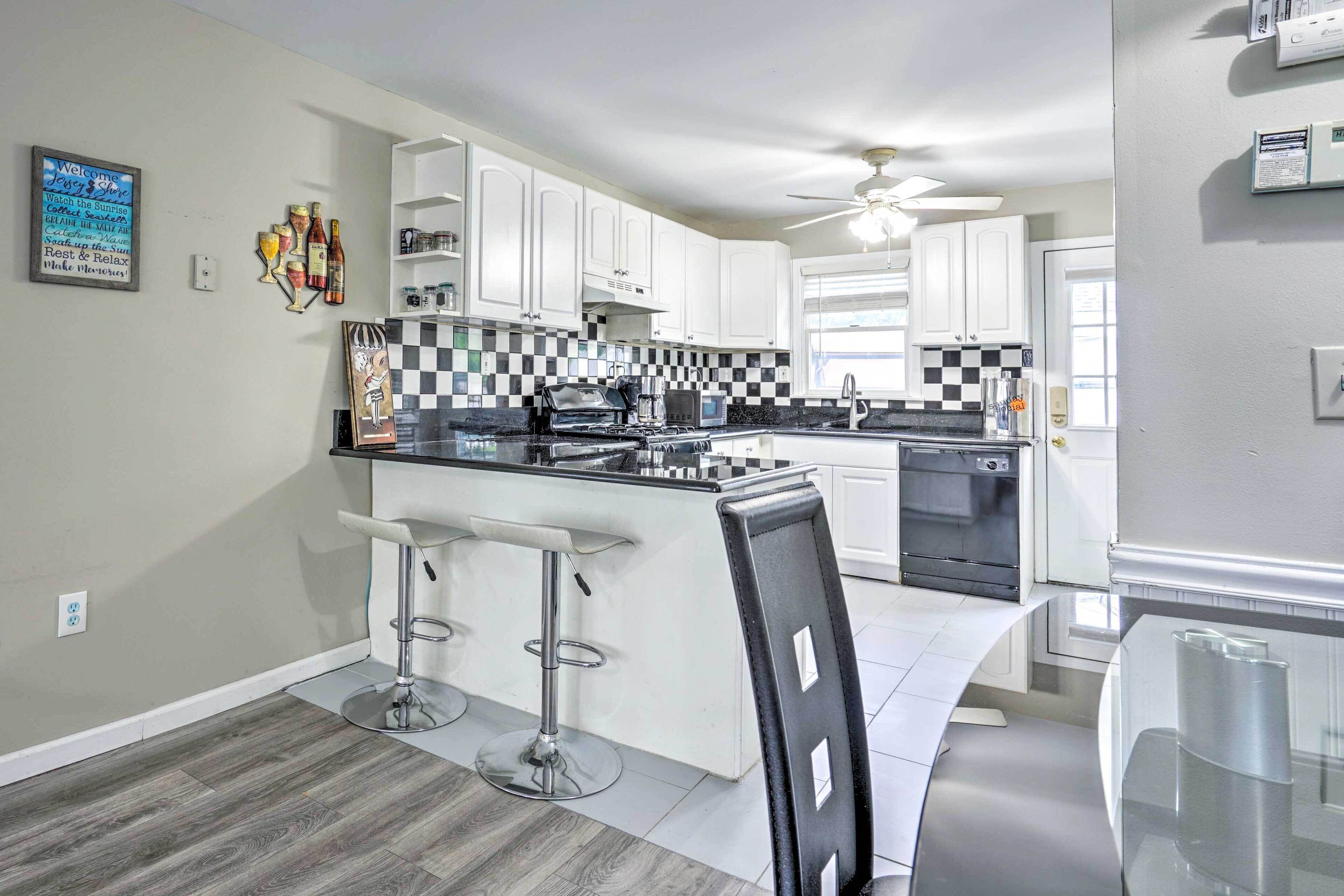 House (2 Bedrooms) | Interior