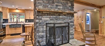 Rustic Sunset Escape on 67 Acres: Outdoor Kitchen