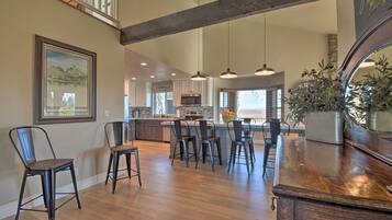 單棟房屋 (4 Bedrooms) | 內部